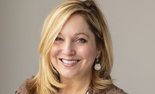 Marketing New York’s exclusive apples, Montedoro wins limelight herself