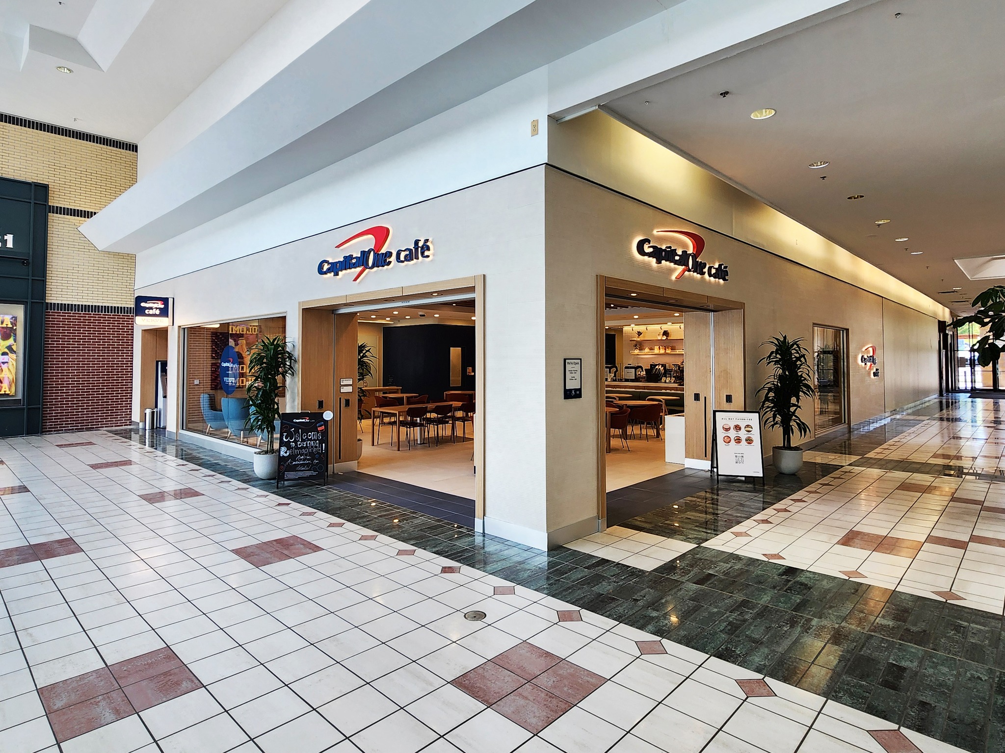 Capital One expands café concept to Rochester market