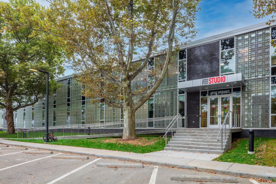 LeChase honored for construction excellence on Corning Museum expansion